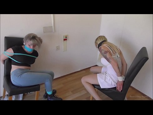 ❤️ Пристрастен / с вързани ръце и уста / девойка в беда ️❌ Порн видео в bg.nastypornpics-com.ru